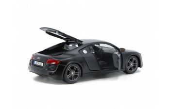 AUDI R8, black