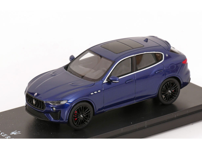 MASERATI Levante, blue metallic