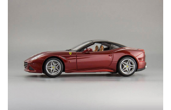 FERRARI California T closed top, red metallic