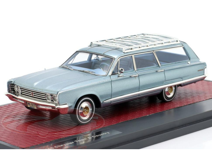 CHRYSLER Town & Country (1966), light blue metallic (crystal blue poly)