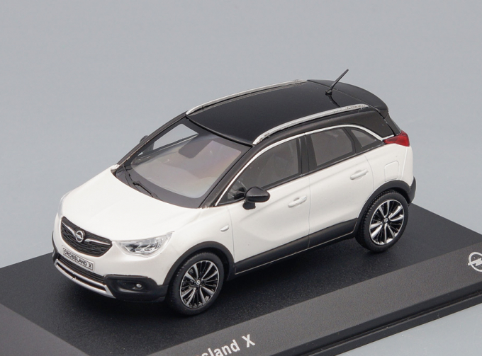 OPEL Crossland X (2020), white / black