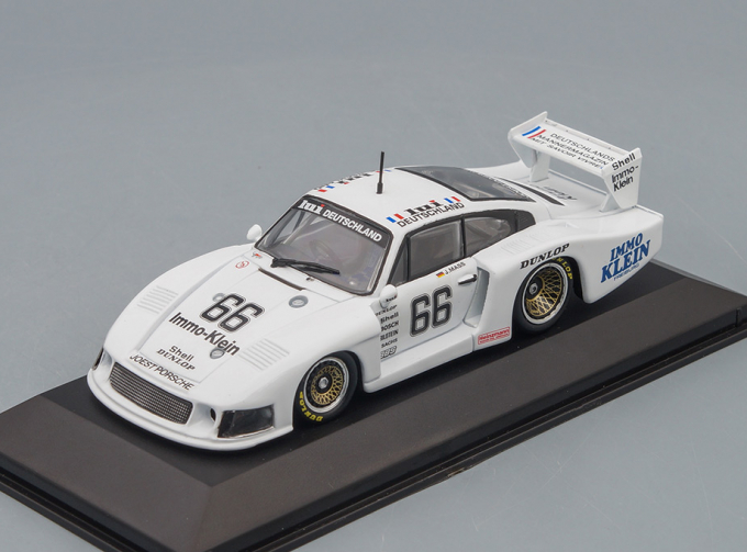 PORSCHE 935 Moby Dick #66 Joest Racing Lui DRM 1981