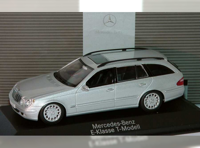 MERCEDES-BENZ E-Class T-Model S211 (2003), brilliant silver metallic