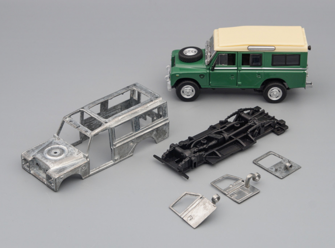 Сборная модель LAND ROVER Series 109