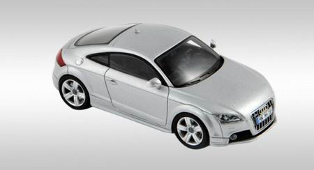 AUDI TTS Coupe (2010), silver