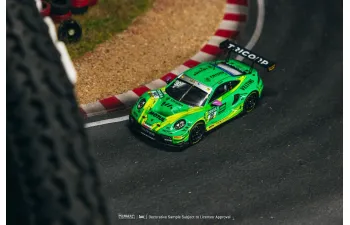 PORSCHE 911 (992) GT3 R Ayhancan Guven DTM Champion (2025), green 