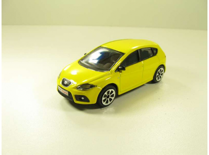 SEAT Leon Cupra, Street Fire 1:43, желтый