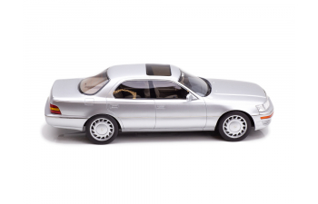 LEXUS LS400 1990 silver