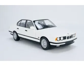 BMW 535i (1988), white