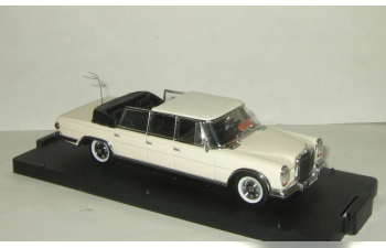 MERCEDES-BENZ 600 Landaulet, white