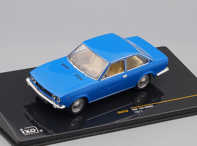 FIAT 124 Sport Coupe (1971), blue