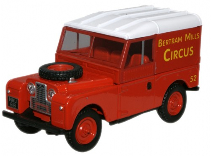 LAND ROVER 88 Hard Top Bertram Mills (1955), red / white