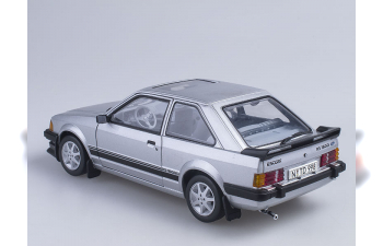 FORD Escort RS1600i (1984), strato silver