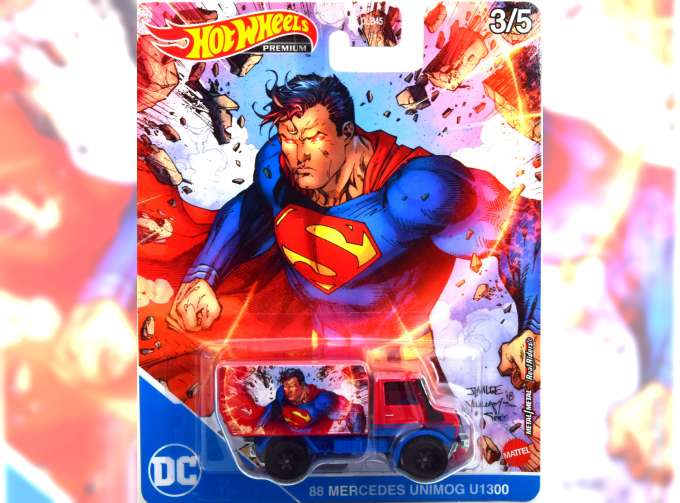 MERCEDES-BENZ Unimog U1300 Superman DC Superheroes Collection 3 5