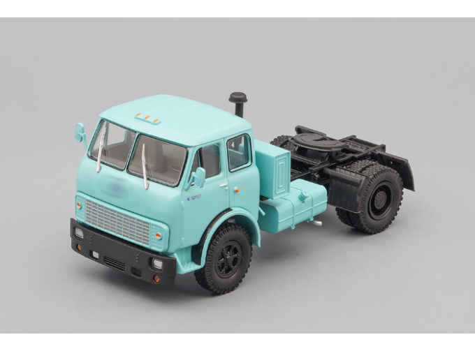 Минский 5428 седельный тягач (1977), зеленый