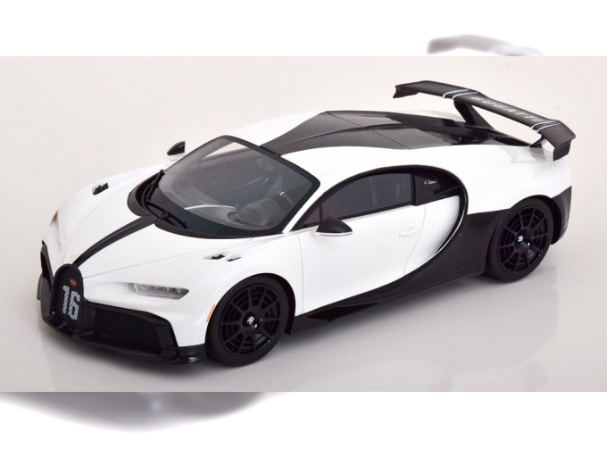 BUGATTI Chiron Pur Sport (2021), white black