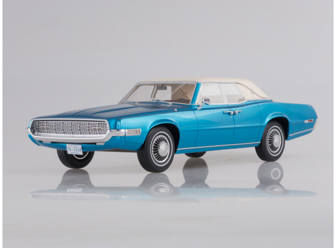 FORD Thunderbird Landau (1968), metallic-blue/white