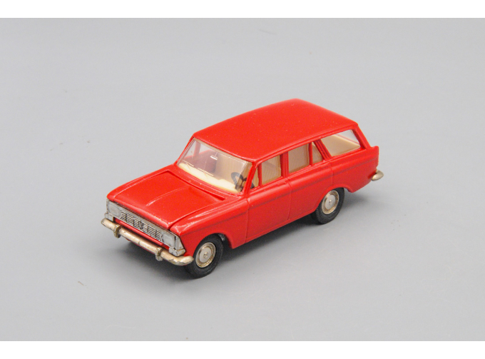МОСКВИЧ 426, красный