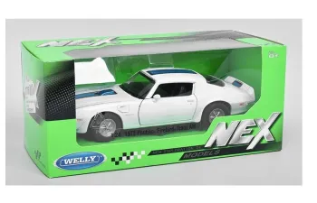 Pontiac Firebird Trans Am (1972), белый с синими полосками