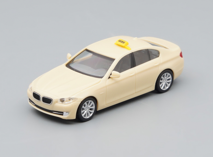 BMW 5 Series F10 "Taxi", lightbeige