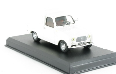 RENAULT R4 Fourgonnette 1962, серия Auto Plus La Collection 71, белый