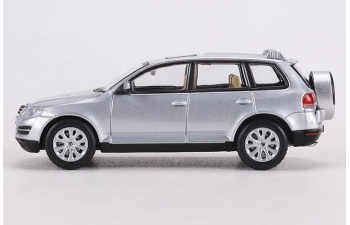 VOLKSWAGEN Touareg Typ 7L with ST (2007), silver