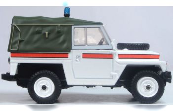 LAND ROVER Series III 1/2 Ton Lightweight Soft Top "RAF Police Akrotiri" (Британская военная полиция Кипр) 1980