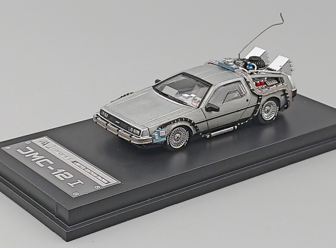 DeLOREAN DMC-12 "Back to the Future. Part I"