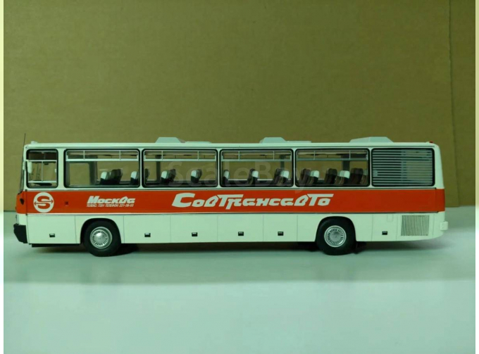 IKARUS 250.58 Совтрансавто, белый / красный