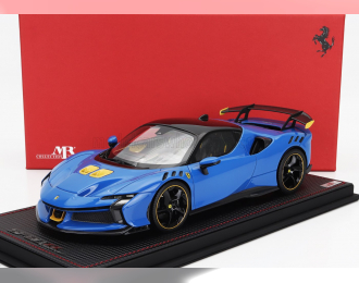 FERRARI Sf90 Xx Stradale (2024) - Con Vetrina - With Showcase, Azzurro Dino - Blue Yellow Black