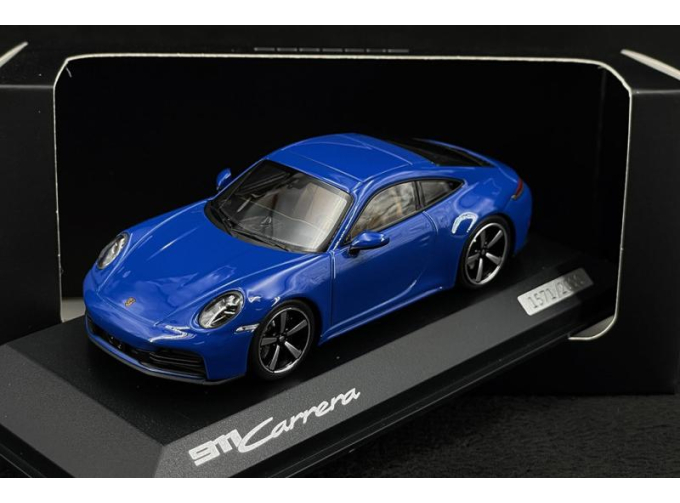 PORSCHE 911 992-2 Carrera Coupe (2024), Blue