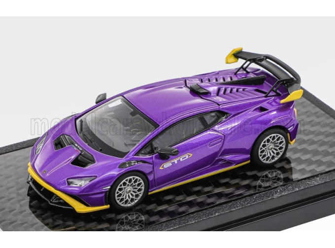 LAMBORGHINI Huracan STO LP610-4 (2023), purple/yellow