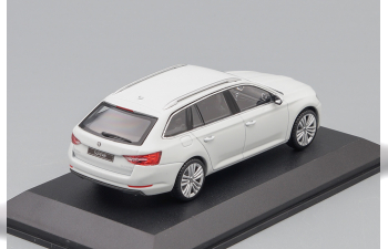 SKODA Superb 3 Combi bílá