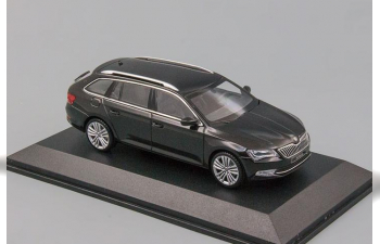 SKODA Superb Combi III Black Magic