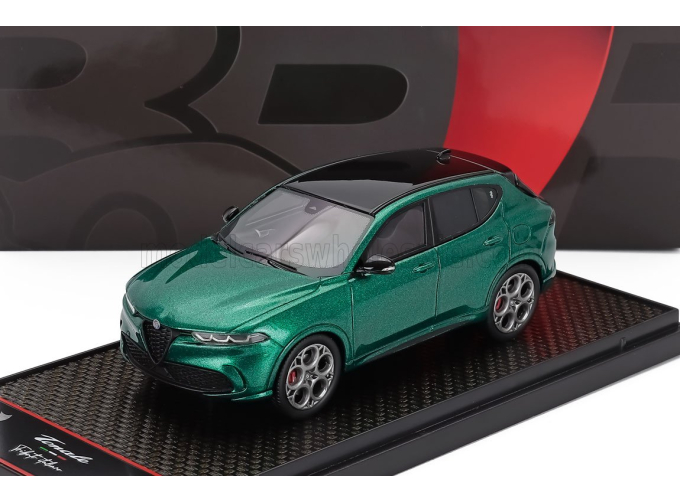ALFA ROMEO Tonale Tributo Black Roof (2023), Verde Montreal - Green Met