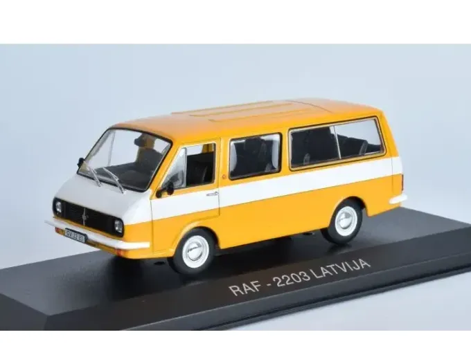 РАФ 2203, Legendarni automobily minule ery 108