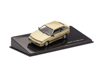 ВАЗ-2113 Lada Samara II (Лада Самара 2) Тринашка (2004), бежевый металлик