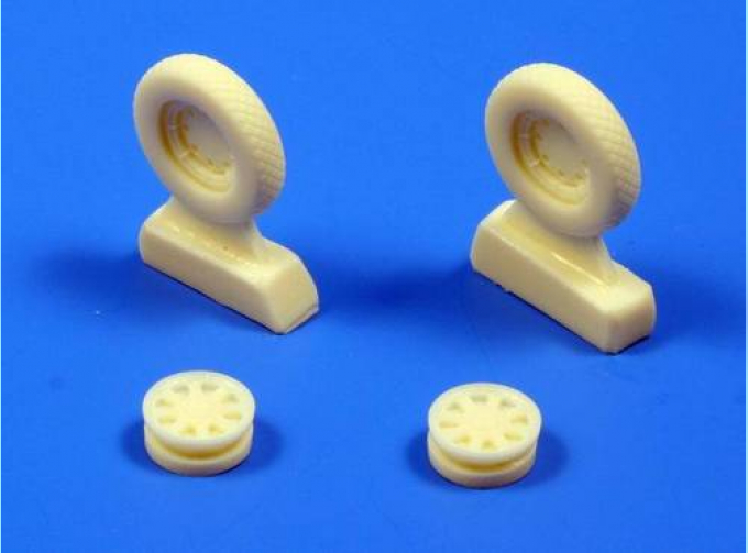 F4U Corsair колеса с гладким диском, ромбовидный дизайн