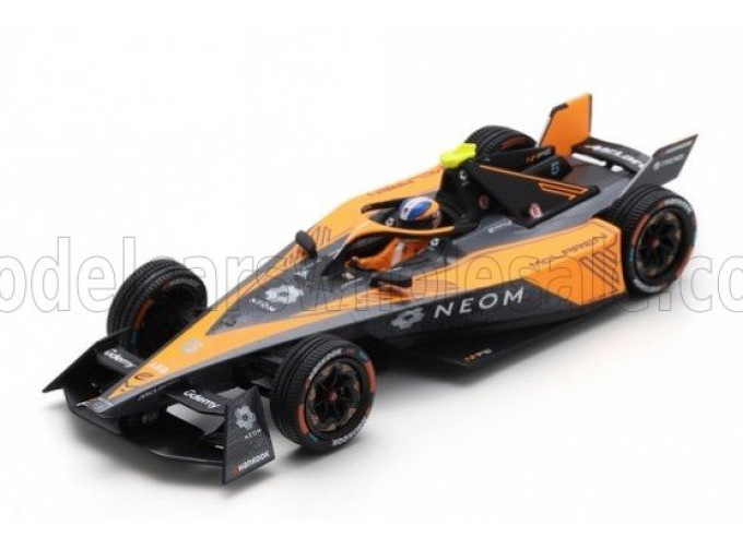 NISSAN Formula-e E-4orce 04 Team Neom Mclaren N 5 Season (2023-2024) Jake Hughes, Black Orange