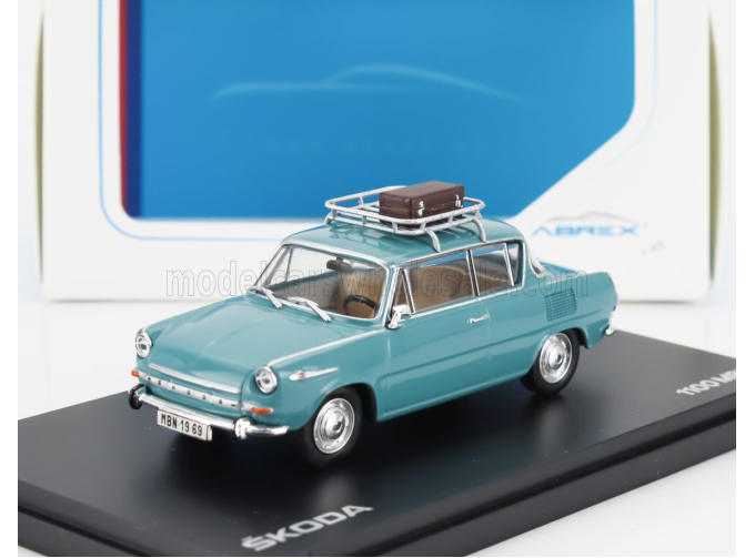 SKODA 1100 Mbx с багажником на крыше и чемоданом (1969), бирюзовый