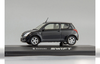 Suzuki Swift 2006 (cosmic black pearl metallic)