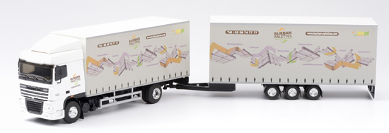 DAF XF105 Space Cab Burban Palettes, white