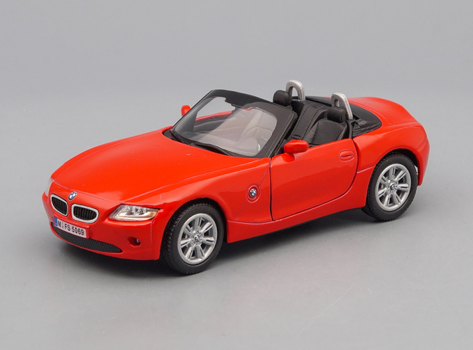 BMW Z4, red