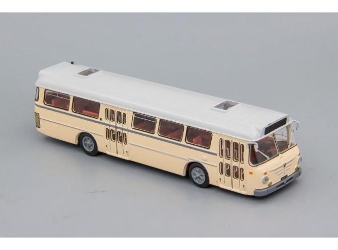 BUSSING Senator, Kultowe Autobusy PRL , beige