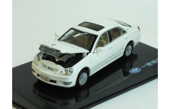 Red Flag HQ3 2007 белый