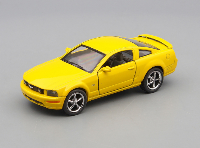 FORD Mustang GT (2006), yellow