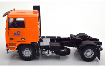 VOLVO F10 (1977), orange/schwarz