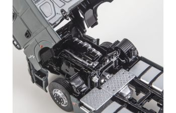 Камский грузовик 54901 седельный тягач, серый