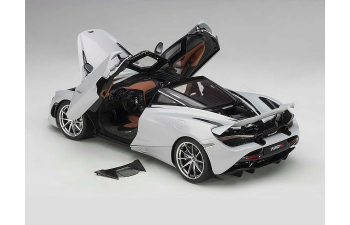 McLaren 720S - 2017 (glacier white / metallic white)