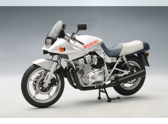 SUZUKI GSX 1100S Katana, silver